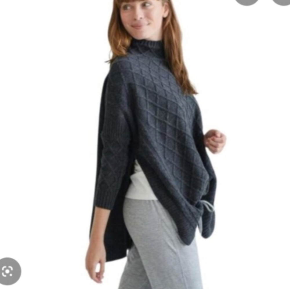 Mersea Lisbon Travel Sweater One Size
